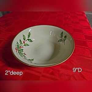 Lenox Holiday Holly & Berry Serving Bowl